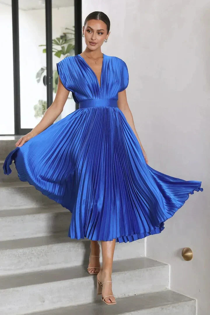 Flurina – aisha plissee-midikleid für einen eleganten look