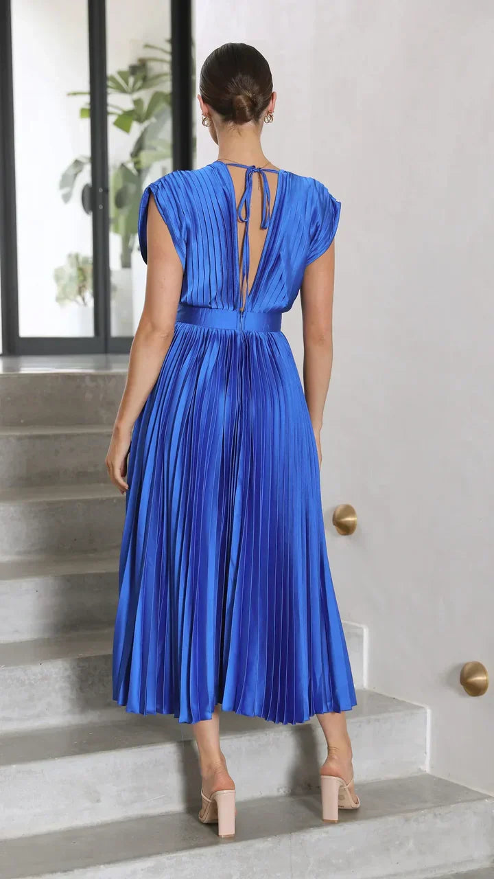 Flurina – aisha plissee-midikleid für einen eleganten look