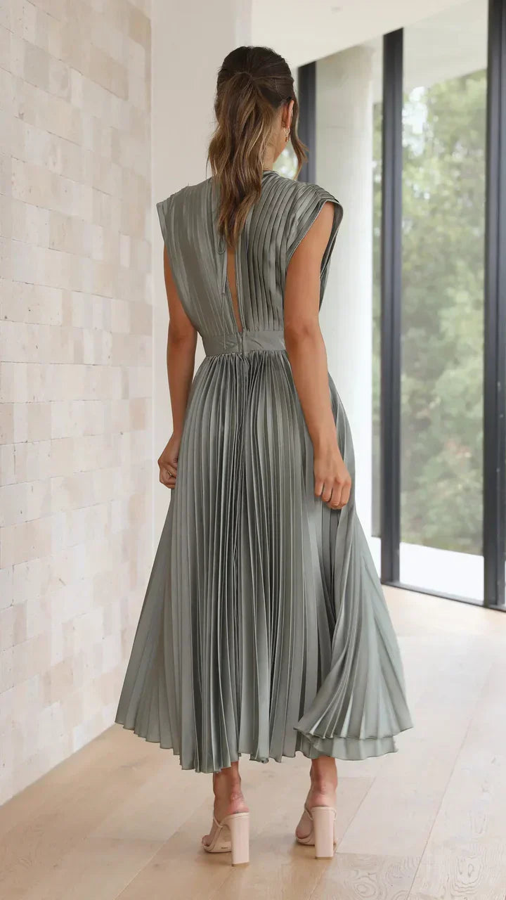 Flurina – aisha plissee-midikleid für einen eleganten look