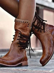 Penelope | Western-inspirierte Schnürstiefeletten mit Nieten – Braun