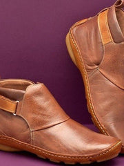 Pellucid | Damen Stiefelette mit Riemenverschluss – Kamelbraun