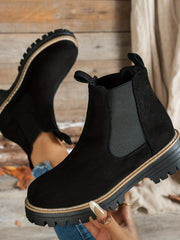 Mehetabel | Damen Stiefeletten mit Plateausohle – Schwarz