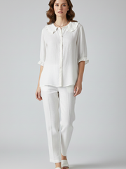 Damen Bluse mit Knopfleiste, Rundkragen und gerafften Ärmeln – Weiß