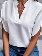 Lena | Damen Fließende V-Ausschnitt Bluse mit Weiten Ärmeln – Weiß