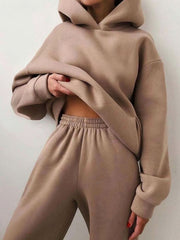 Amelie | Damen Oversized Kapuzen-Strickpullover mit Jogginghose im Set – Braun