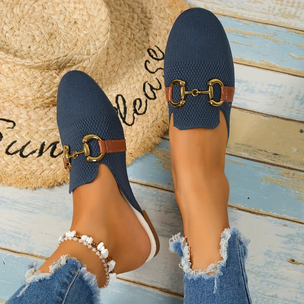 Aella – Stylische Slip-On-Pantoletten