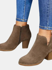 Hazel | Edle Veloursleder-Stiefeletten mit Blockabsatz – Taupe