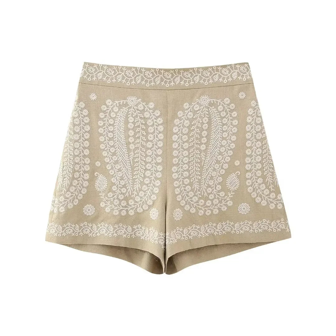 Bestickte High-Waist Shorts aus veganem Leder