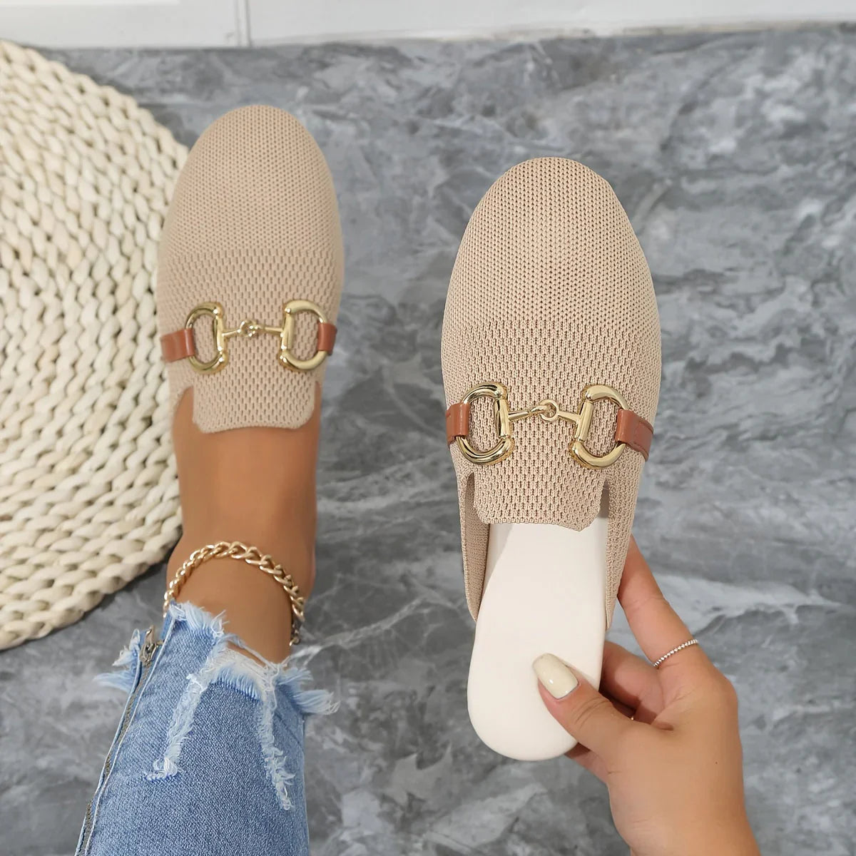 Aella – Stylische Slip-On-Pantoletten