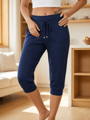 Fjelma | Damen Capri Jogginghose mit Tunnelzug – Marineblau