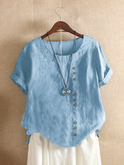 Doris | Damen Lässige Bluse mit Knopfdetail und Kurzarm – Hellblau
