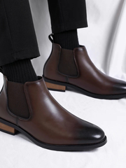 Herren Stiefeletten mit elastischen Seiteneinsätzen und Zuglaschen – Hellbraun