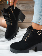 Mira | Damen Stiefelette mit Blockabsatz, Beige – Schwarz