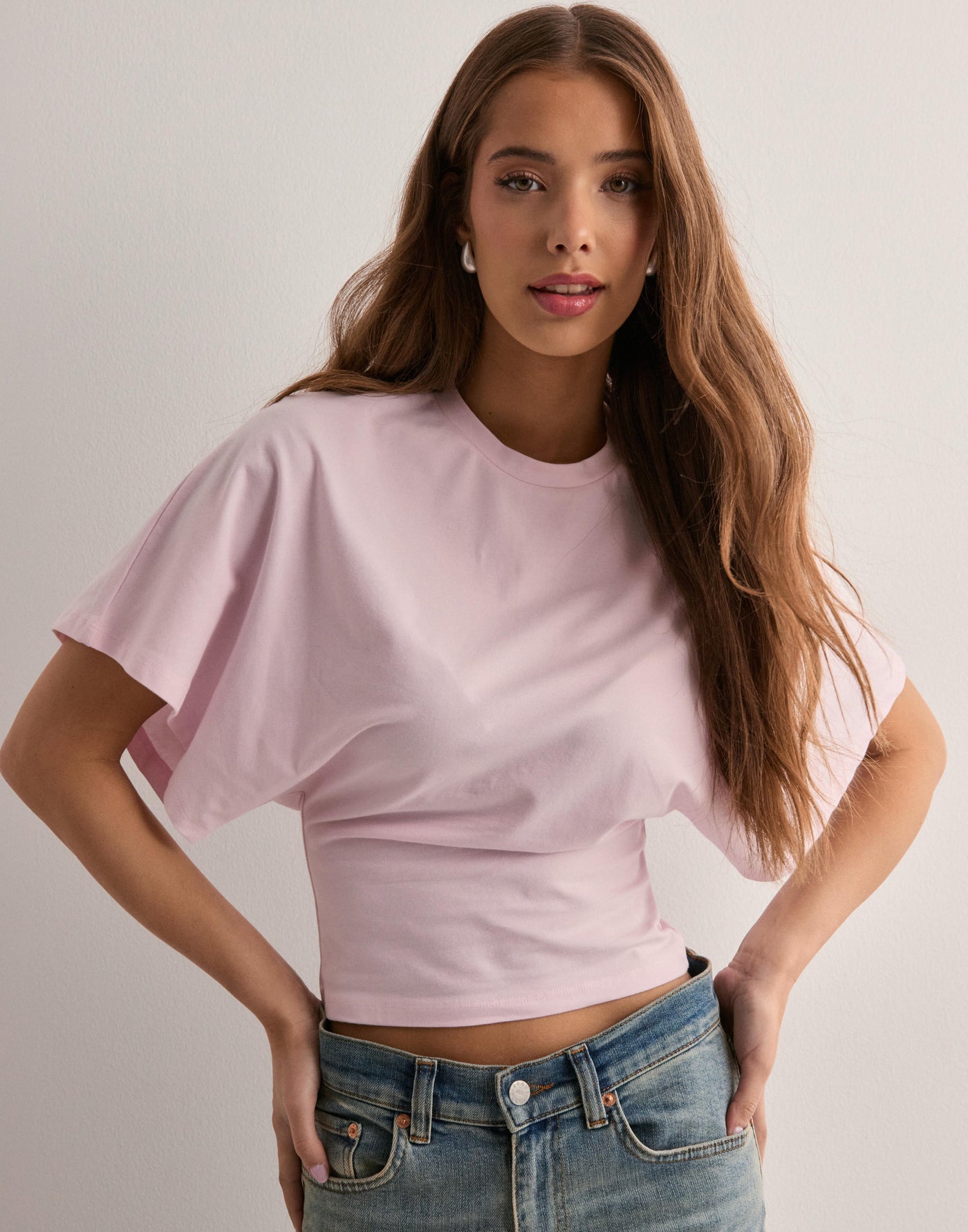 Victoria | Weites Ärmel Icon T-Shirt