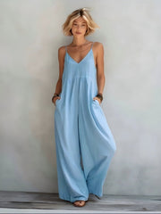 Amarrie | Rückenfreier Damen-Jumpsuit mit feinen Trägern – Himmelblau