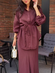 Damen-Zweiteiler: Bluse und Rock mit Bindeband – Rot